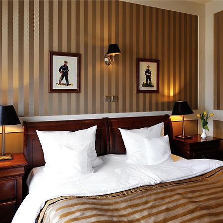 Hotel Diament Arsenal Palace Katowice - Chorzow Phòng bức ảnh