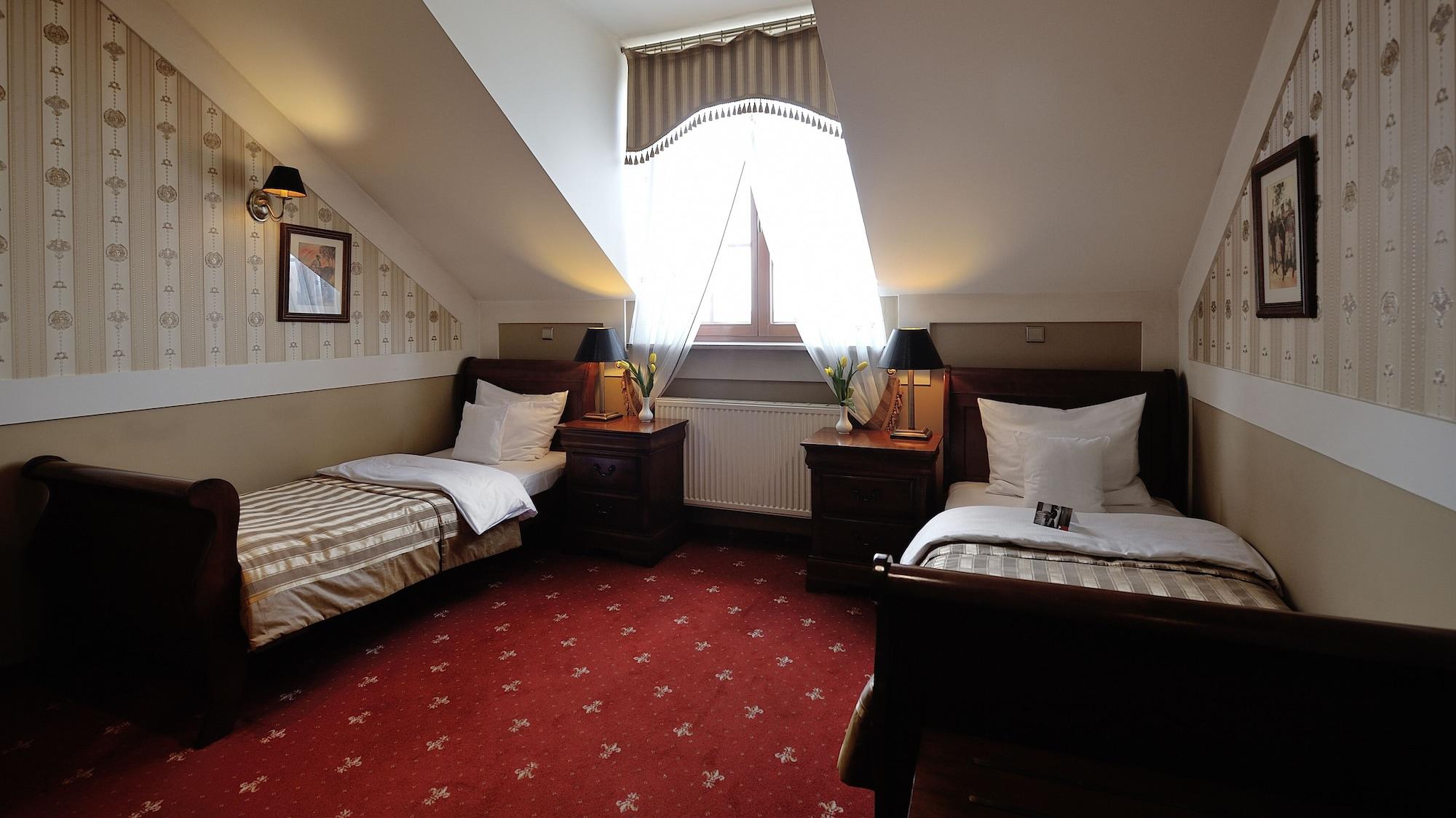 Hotel Diament Arsenal Palace Katowice - Chorzow Ngoại thất bức ảnh